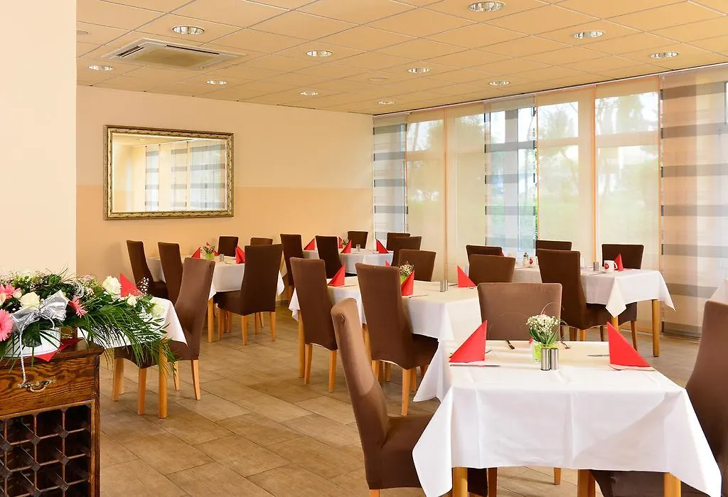 Michel Hotel Frankfurt Airport Rüsselsheim 4*,